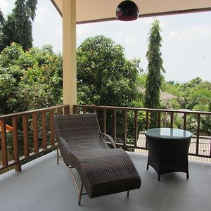 Deluxe Bungalow
